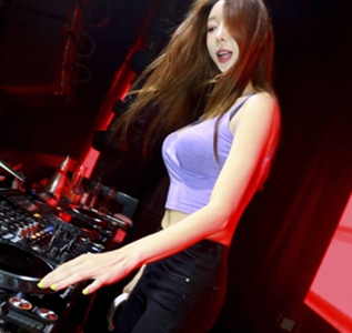 什么地方能看到陈冠希的视频,陈冠希视频藏身何处？揭秘热门平台！-1